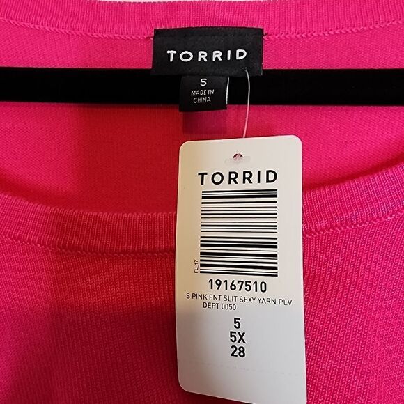 5X 28W Torrid Pink Pullover Fitted Sweater Chest Cutout Pinup Plussize Siren NW - Picture 4 of 7